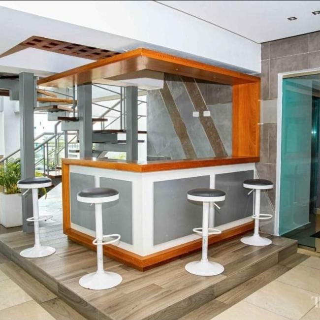 RD Househunter consultores bienes raices | Landingmaker.es